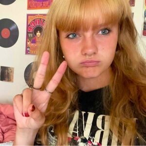 Meet your Posher, Renee